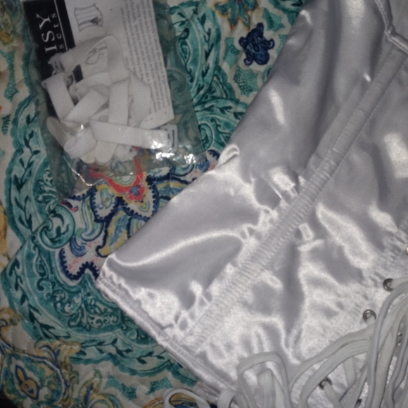 Boostia - Picture 1 of 4